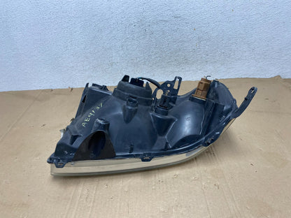2005 - 2006 Mazda Tribute Right Passenger Rh Headlight AE9137 DW7