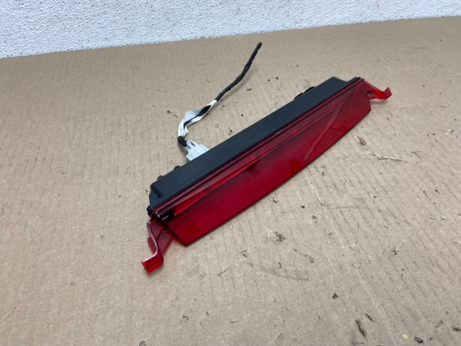2009-2017 Chevrolet Traverse High Mounted 3rd Third Stop Brake Light AE9595 LK2