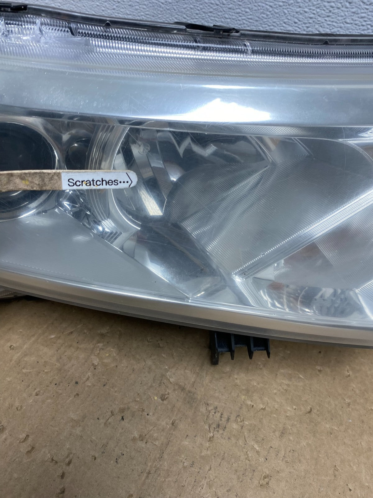 2012 to 2017 Nissan Quest Right Passenger RH Headlight Halogen AC1308 DW3