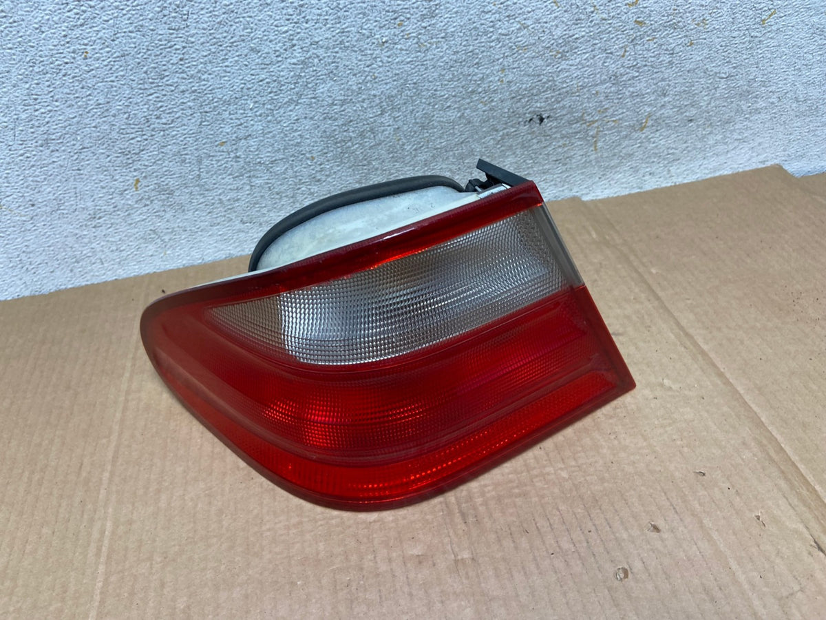 1998 to 2003 Mercedes Benz W208 CLK Left Driver Lh Side Tail Light AI5705 LK0