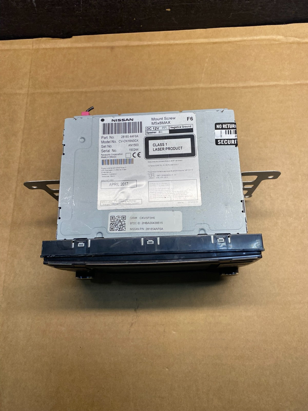 2017 to 2019 Nissan Sentra Radio Camera AM/FM Screen Display AD7567 DG3