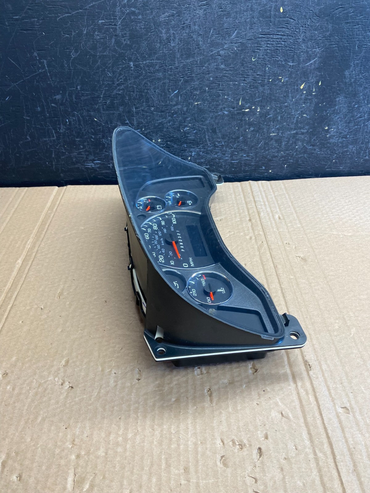 2008 to 2010 Chevrolet Express Speedometer Cluster Gauge AF6156 DG1