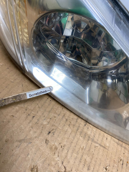 2000 to 2001 Infiniti I30 Left Right Side Headlights Halogen AC76293