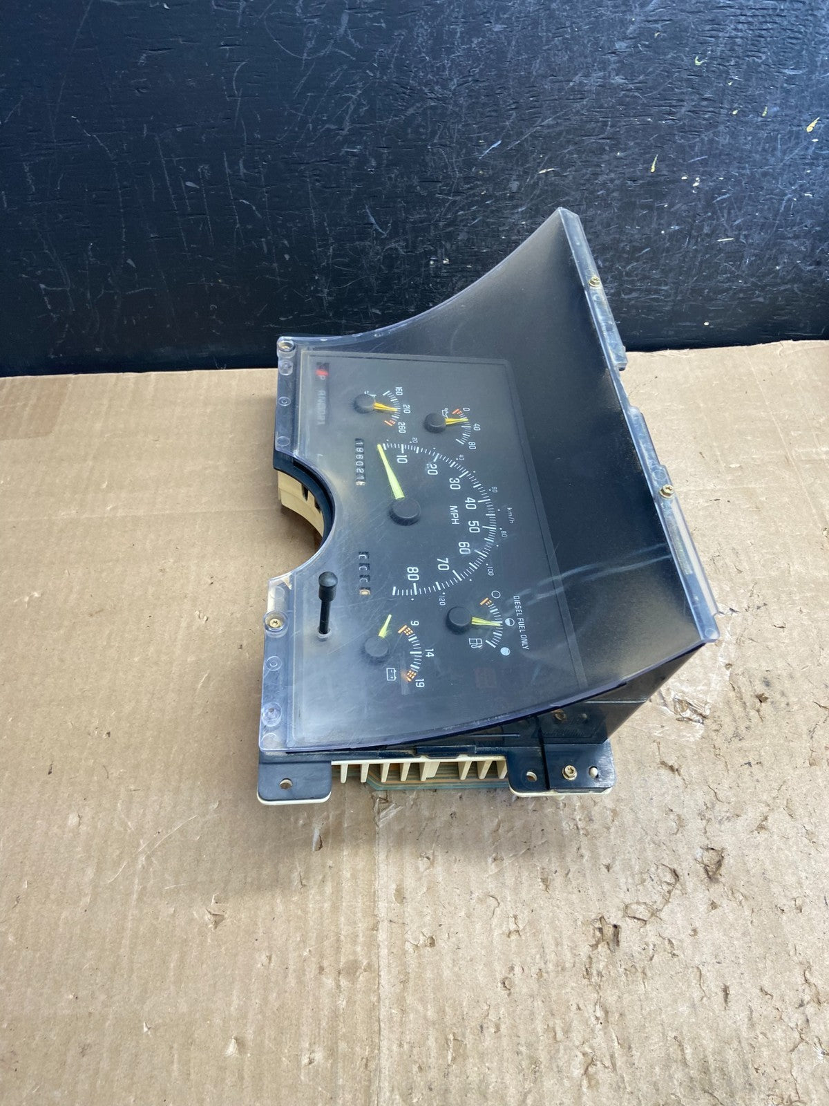 1992-1994 Chevrolet GMC Sierra Silverado Cluster Gauge Speedometer ECM AE2029 DG2