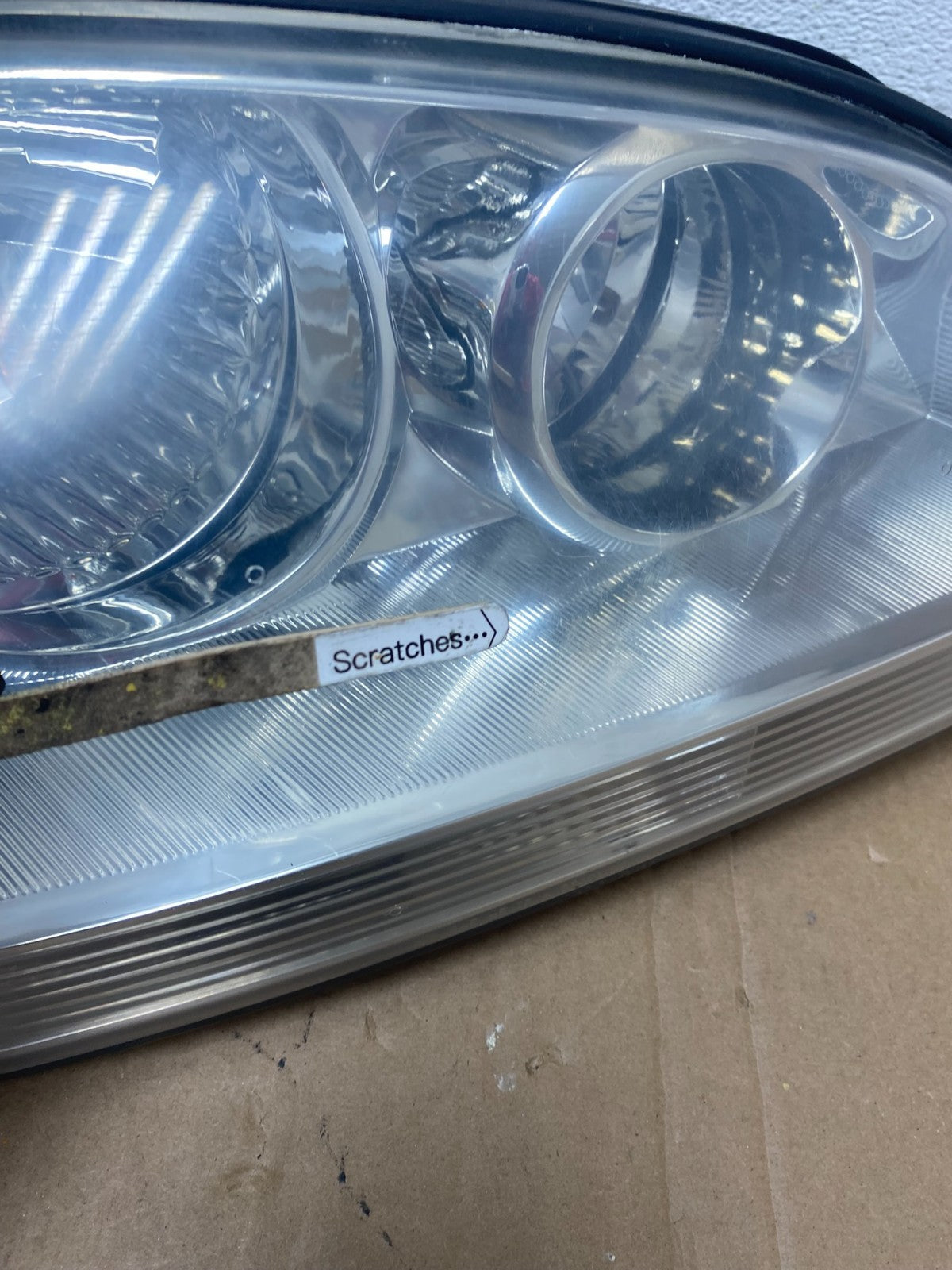 2003 to 2006 Kia Sorento Right Passenger Rh Side Headlight Halogen AD7926 DW3