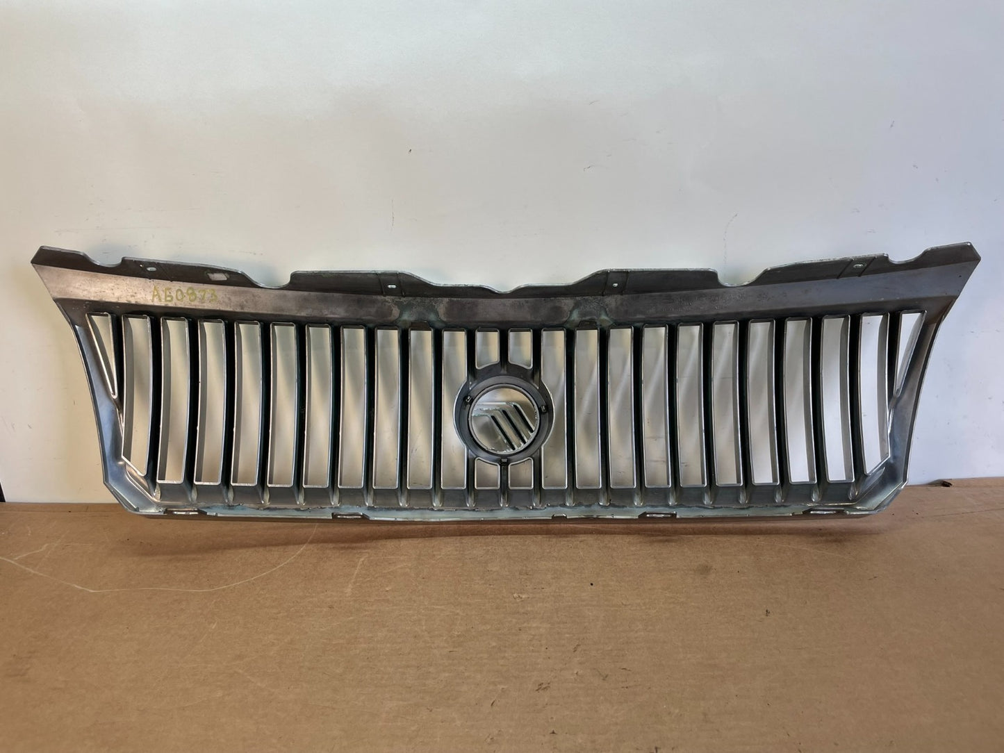 2002 to 2005 Mercury Mountaineer Front Upper Grill Grille AG0873 DG3