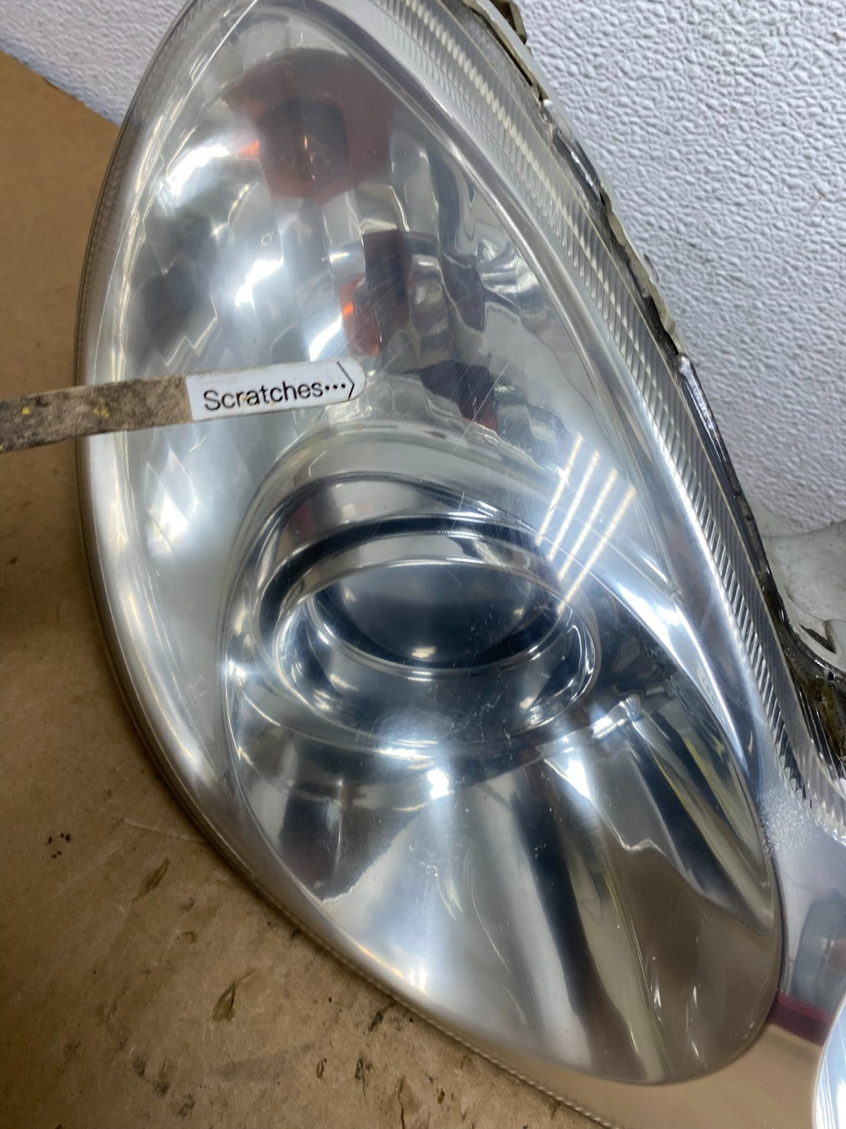 2002 - 2005 Hyundai Sonata Left+Right Headlights Halogen AC7719 DW3