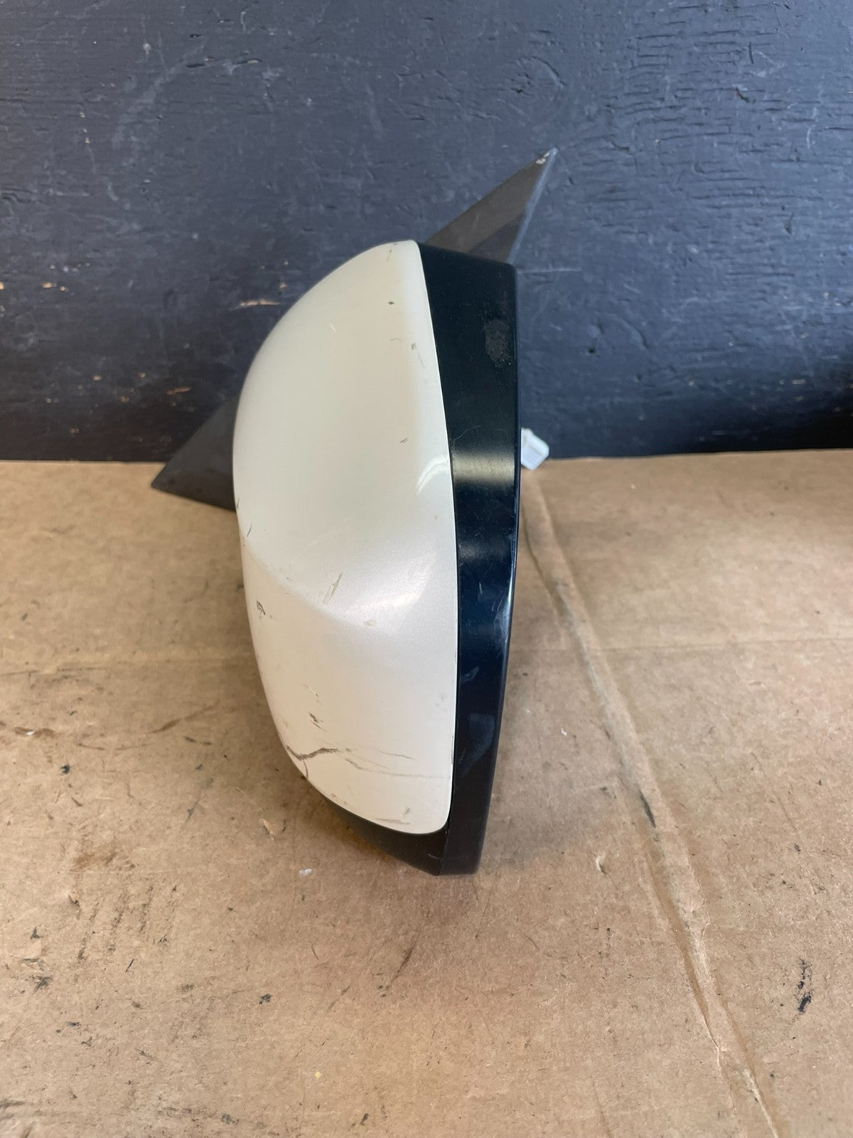 2009 to 2010 Subaru Forester Left Driver Side View Power Door Mirror AE1036 DW9