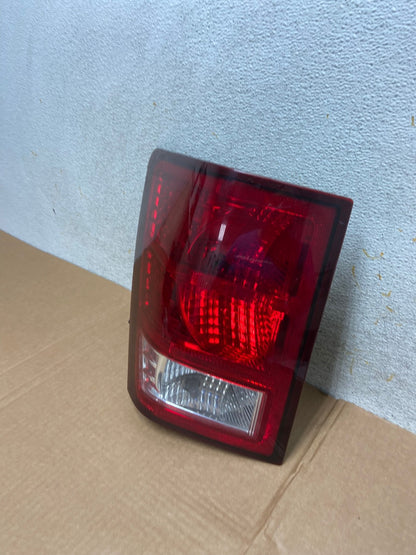 2007 to 2010 Jeep Grand Cherokee Left Driver Lh Tail Light AI3731 LK1