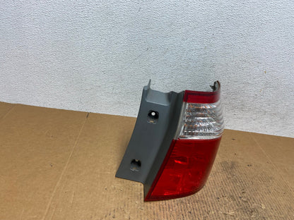 2005 2006 2007 Honda Odyssey Right Passenger RH Side Tail Light AE2629 LK2