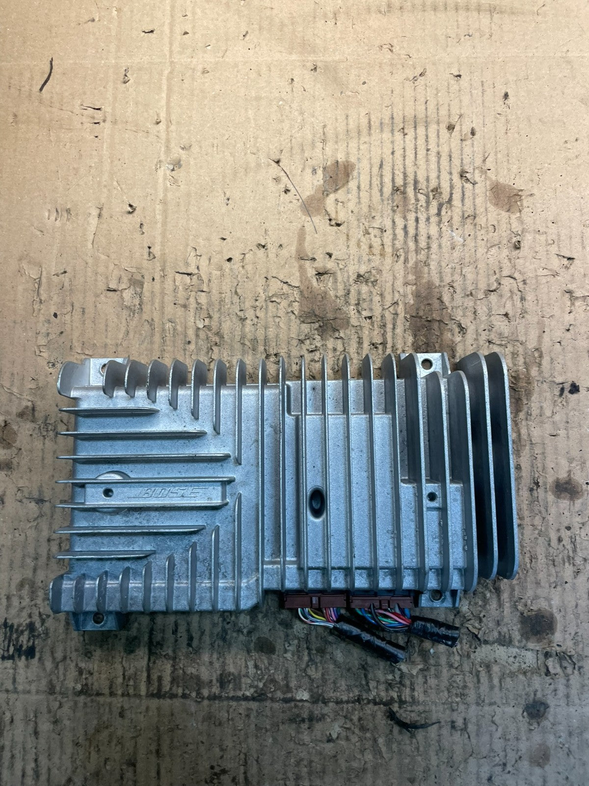 2009 to 2014 Nissan Maxima Radio Audio System Amplifier Module AMP V2194 DW0