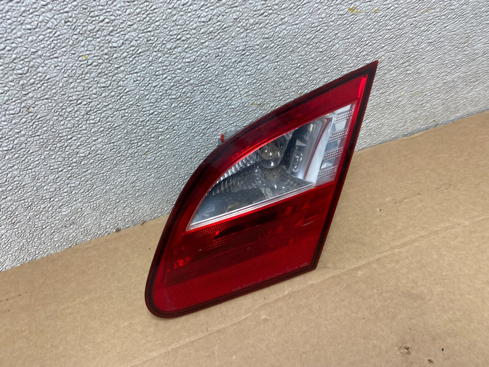 2007-2008 Chrysler Sebring Sedan Inner Right Passenger Tail Light AB3468 LK2