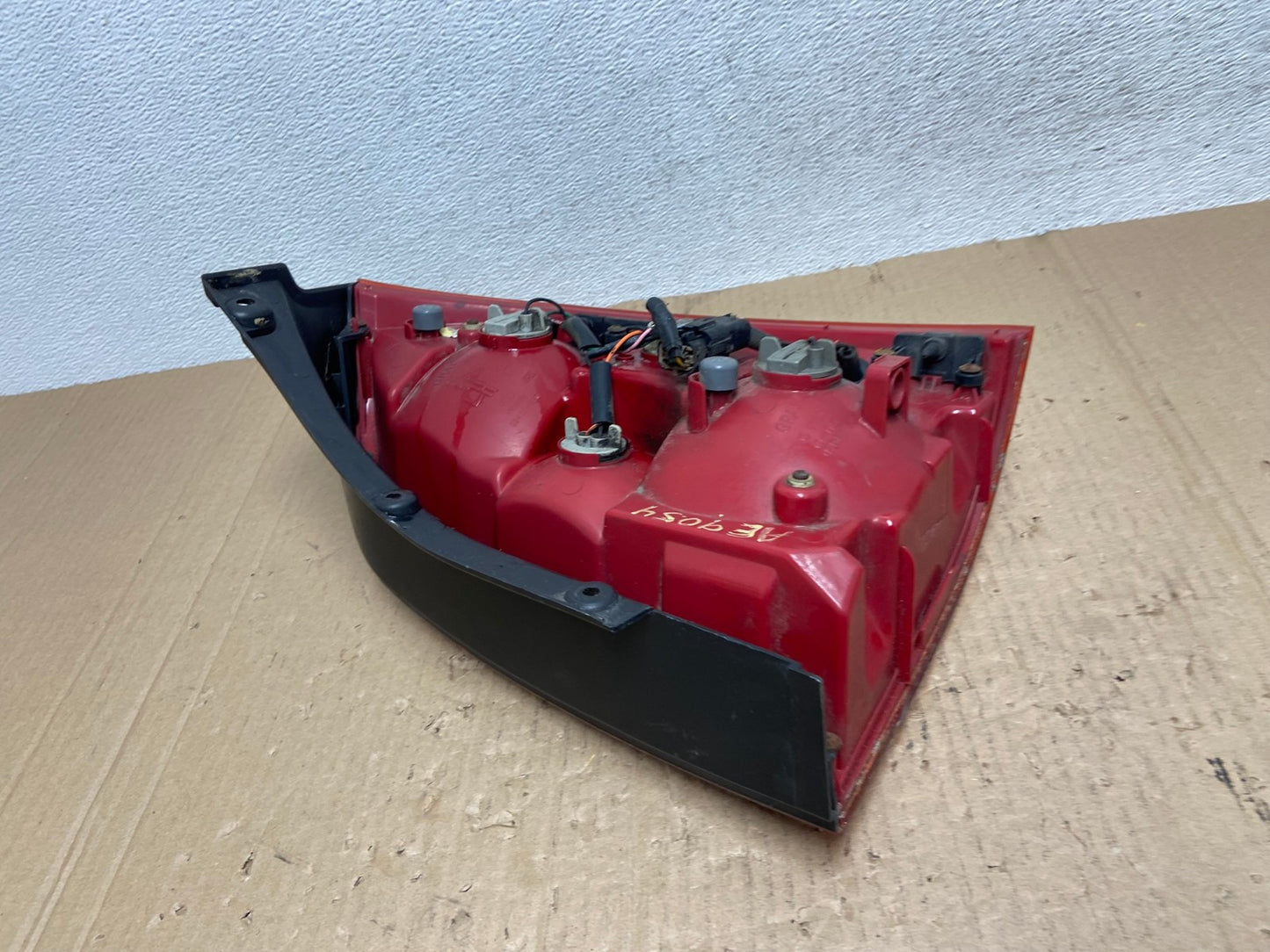 2005 to 2009 Hyundai Tucson Left Driver Lh Side Tail Light AE9054 LK7
