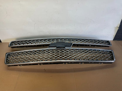 2007 to 2014 Chevrolet Tahoe Suburban Lower Upper Grill Grille Set AG76380