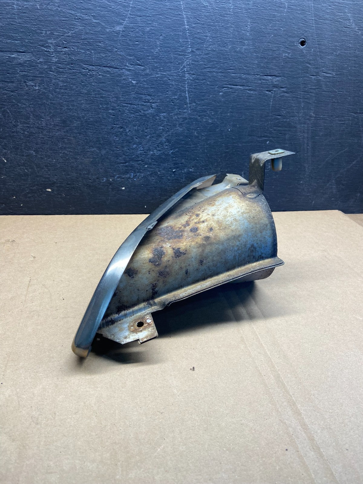 2013 to 2016 Lincoln MKZ Rear Passenger Side Exhaust Tip Shield AF93011