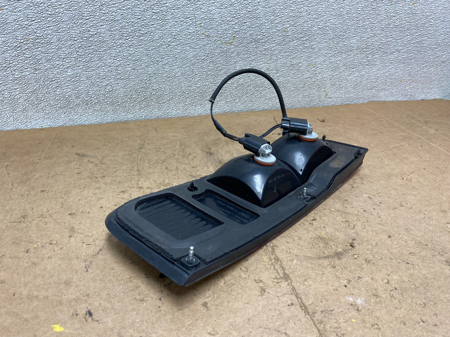 2003 2004 2005 Lincoln Aviator Left Driver Lh Inner Tail Light Side OEM X8937 DW5