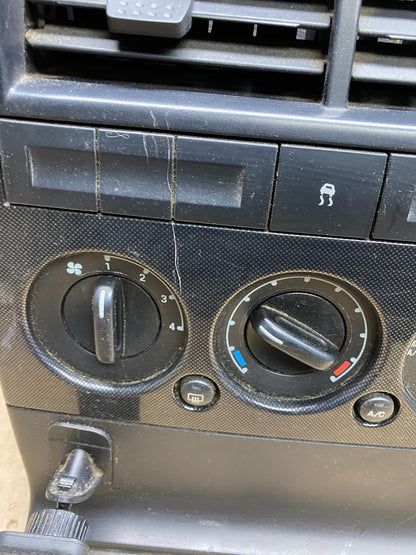 2006 - 2010 Ford Explorer Radio Heater Climate A/C Control Bezel  Trim x1977 DG2