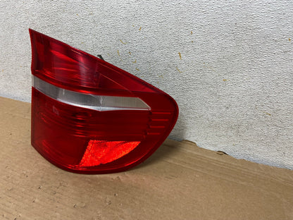 2007 to 2010 Bmw X5 E70 Right Passenger Rh Side Tail Light AH8338 LK2