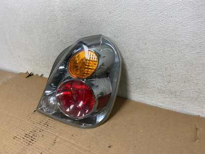 2002 2003 2004 Nissan Altima Right Passenger Rh Tail Light Side AH4082 LK2