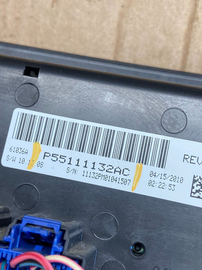2009-2013 Jeep Patriot Dash Climate Temperature Control Radio Bezel OE aa7901 DG6