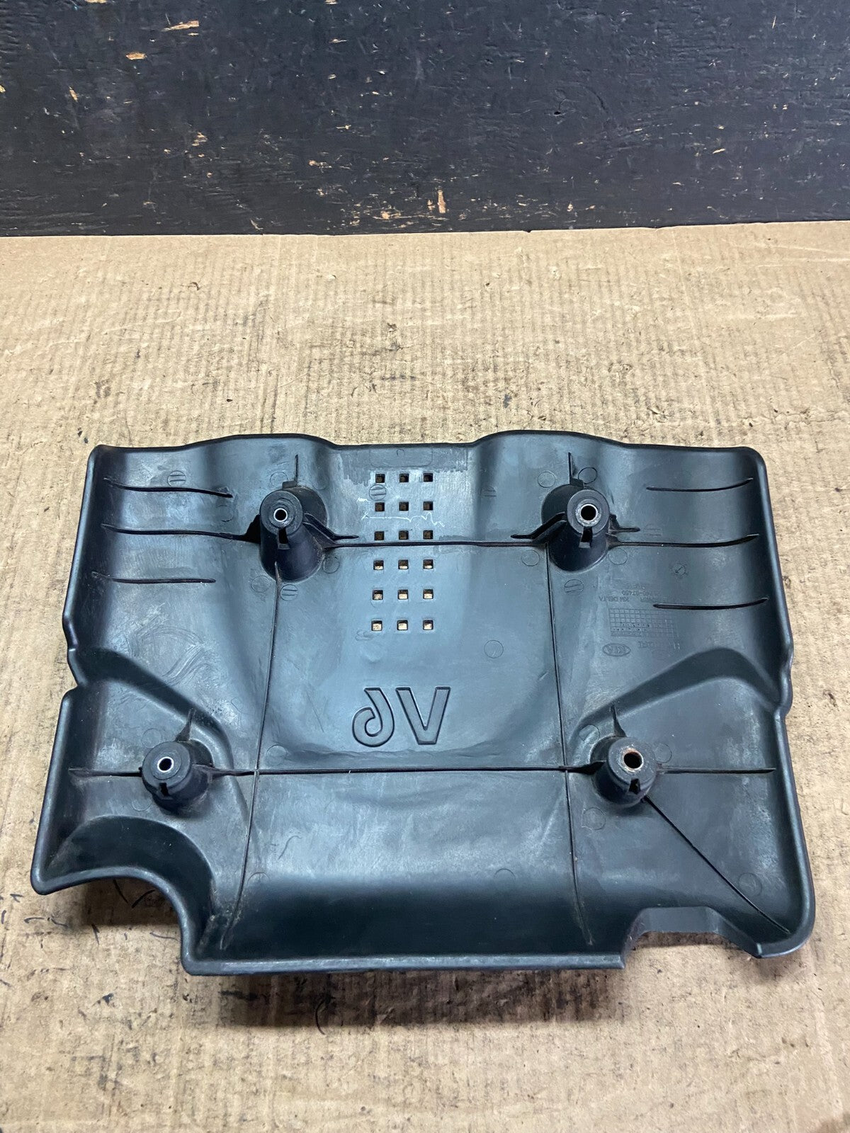 2008 - 2009 Hyundai Tucson Kia Sportage Engine Motor Cover O3336 DG5