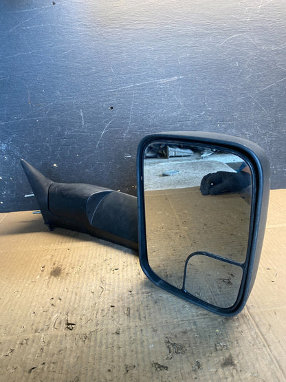 1999 - 2006 Chevrolet Silverado Suburban Right Door Mirror AA75499