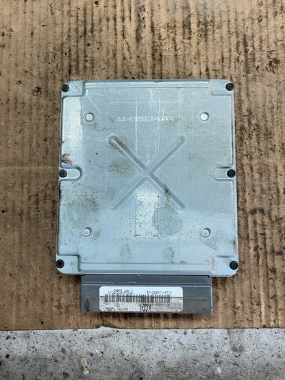2003 Ford Van E350 E450 Engine Control Module Unit ECU Q0761 DG2