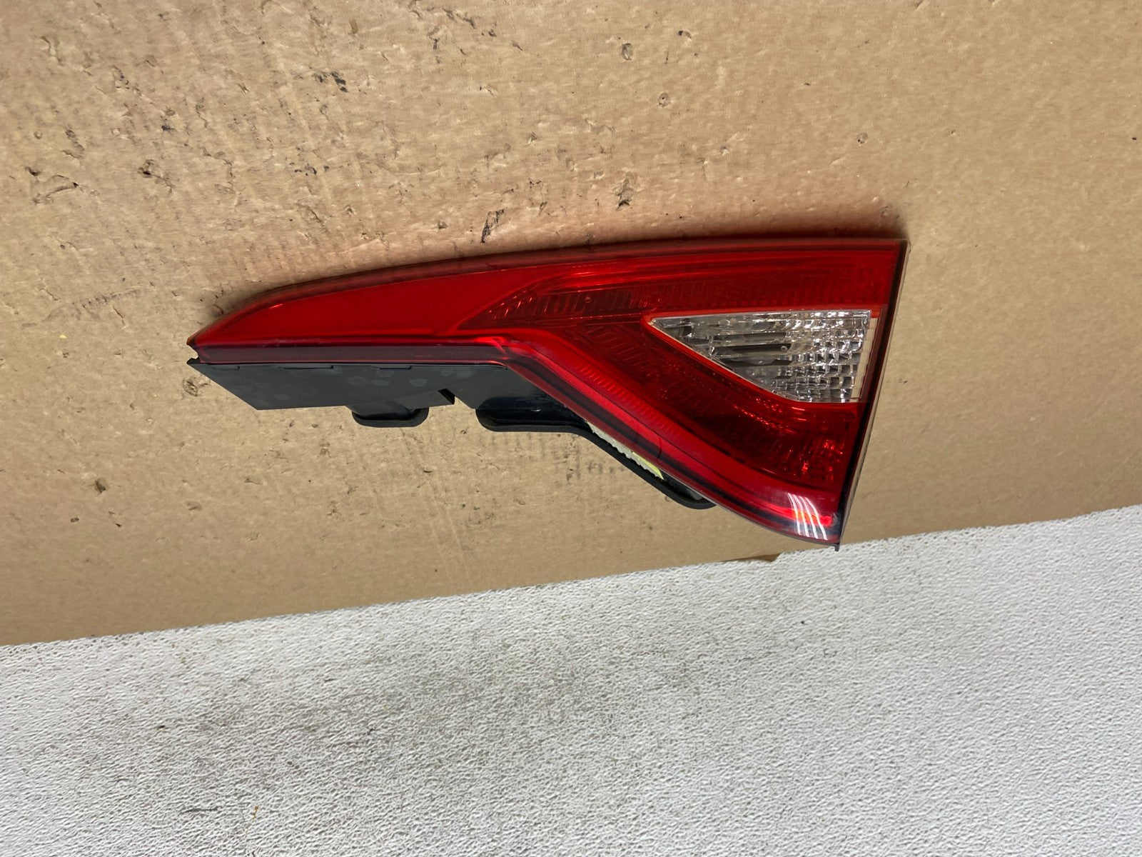 2015 2016 2017 Hyundai Sonata Right Passenger RH Inner Tail Light AF8105 DW0