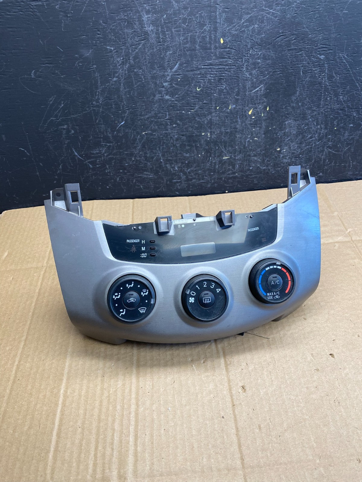 2006 - 2012 Toyota RAV4 A/C Heater Climate Control Unit Switch AC9341 DG0