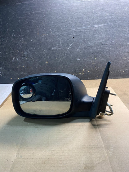 2001 to 2006 Toyota Sequoia Left Driver View Door Mirror OEM Z2529 MS8