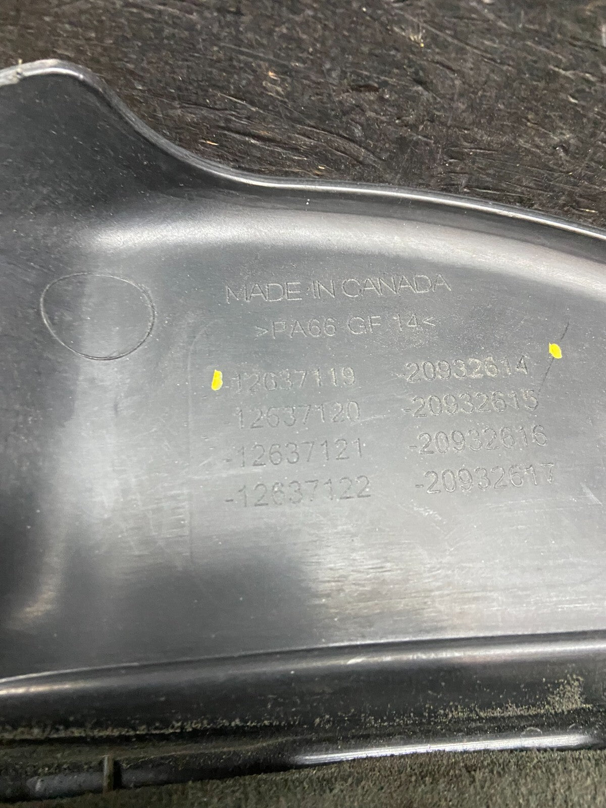 2010 to 2015 GMC Terrain Plastic Engine Cover Shield i3026 PS8
