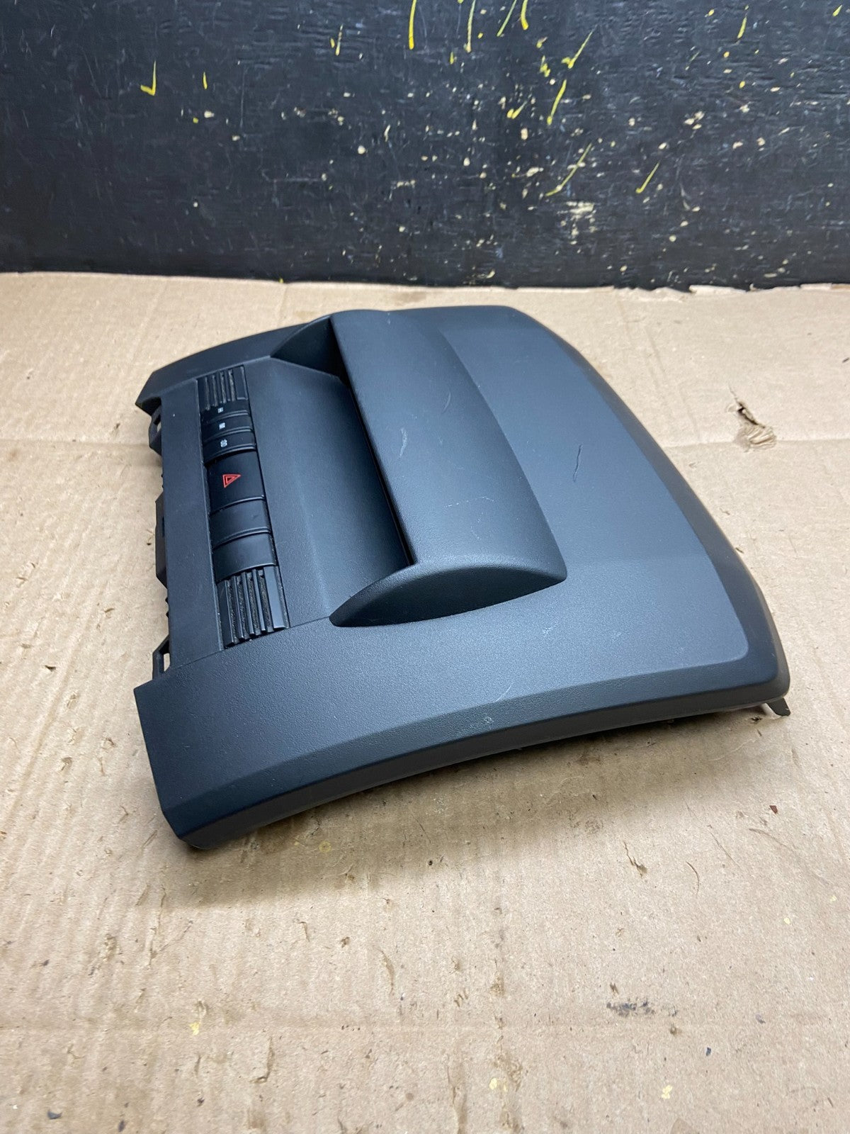 2008 2010 Mazda 5 Dash Audio Radio Clock Information Screen OEM y5230 DG3