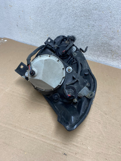 2004 2005 2006 Nissan Maxima Right Passenger Side Headlight Halogen AH9374 DW6