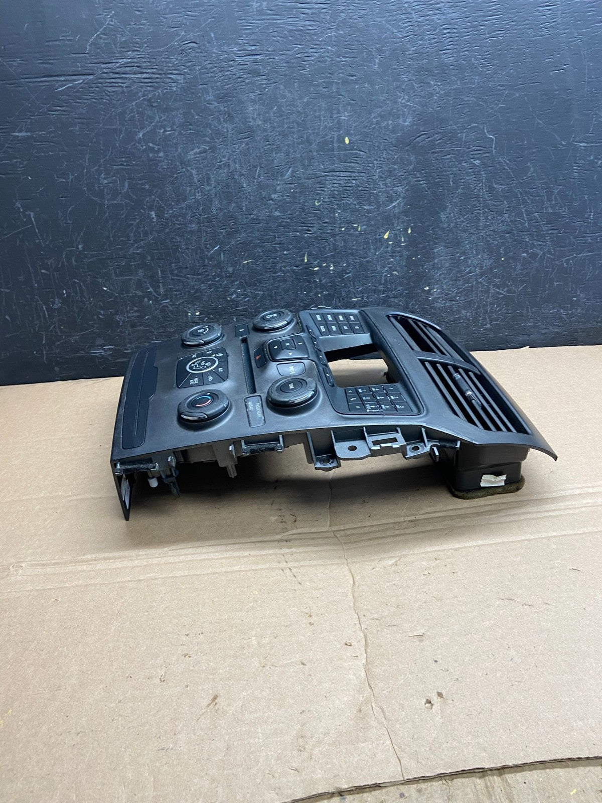 2014 2015 Ford Explorer Radio Climate Control Trim Bezel Panel af1848 DG2
