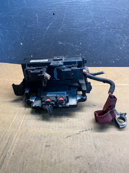 2005 Jeep Grand Cherokee Integrated Power Fuse Box Relay 04692071AB AB3739 DG0