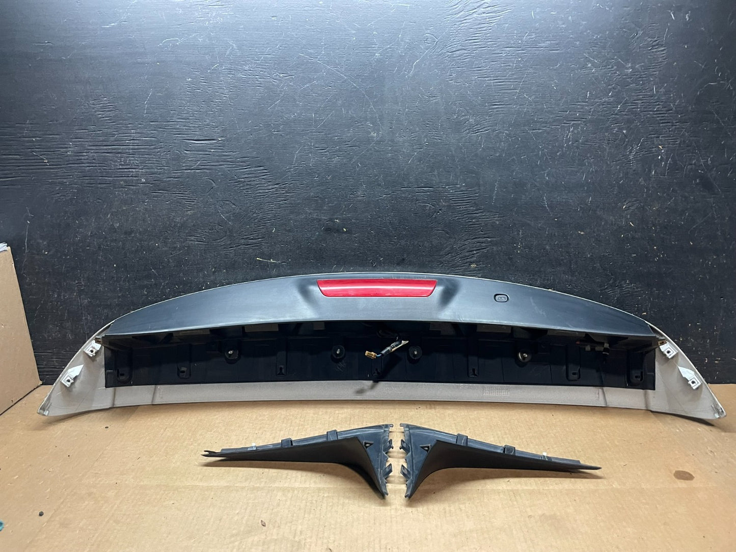 2013 to 2020 Nissan Pathfinder Rear Spoiler Wing Oem AA9031 DG7