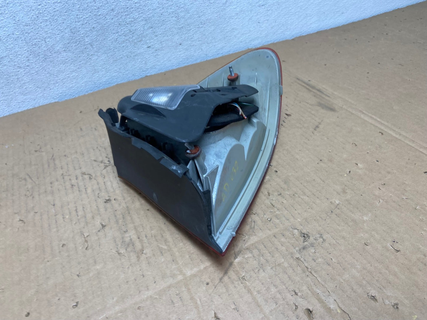 1999-2001 Bmw E46 325i 328i 330i Coupe Left Driver LH Tail Light AD1032 LK4