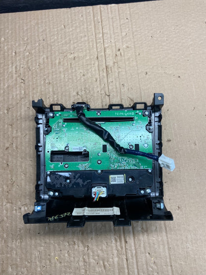 2013 to 2016 Nissan Pathfinder Radio Temperature Climate Control AF6372 DG5