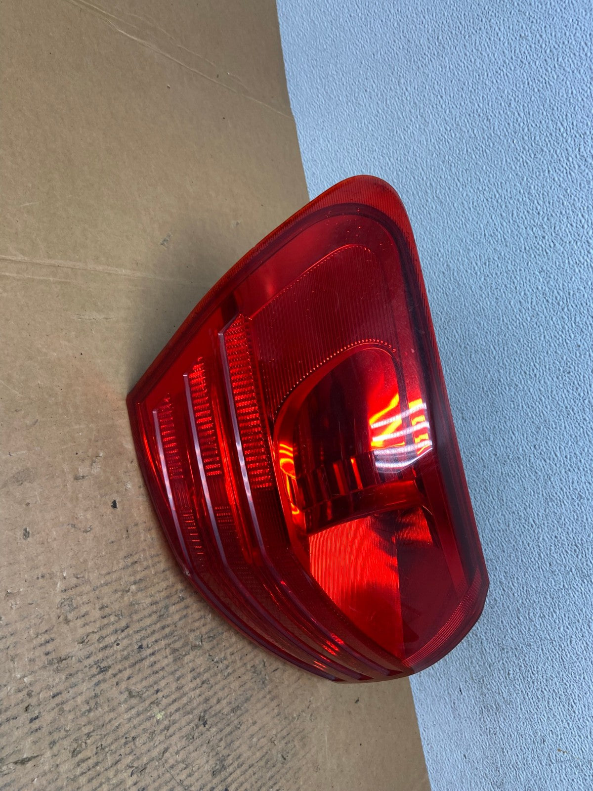 2008 to 2015 Nissan Rogue Left Driver Lh Side Tail Light AE1357 LK2
