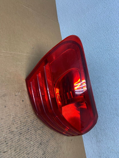2008 to 2015 Nissan Rogue Left Driver Lh Side Tail Light AE1357 LK2
