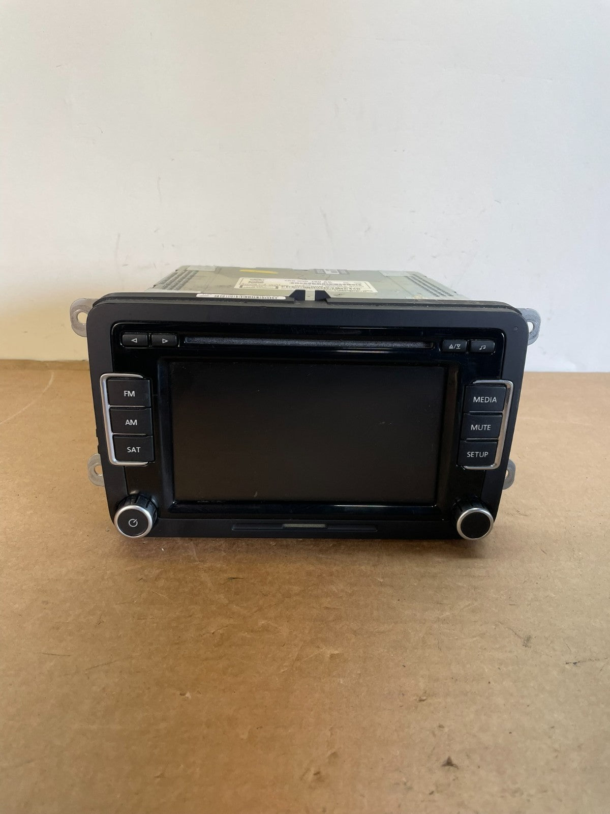 2011 to 2015 Volkswagen Passat Jetta Radio CD Player AM/FM Media ag0805 DG0