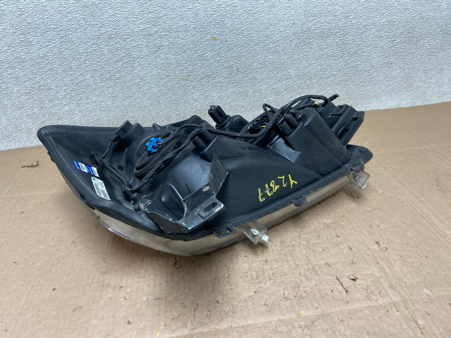 2004 to 2007 Nissan Armada Left Driver Lh Side Headlight Halogen Y2877 DW8
