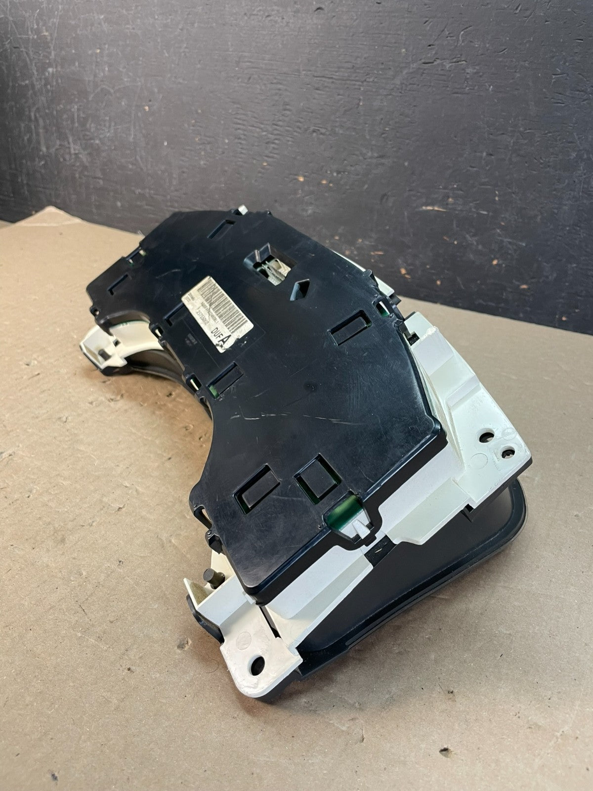 2004 to 2007 Chevrolet Express Speedometer Cluster Gauge AE3349 DG7