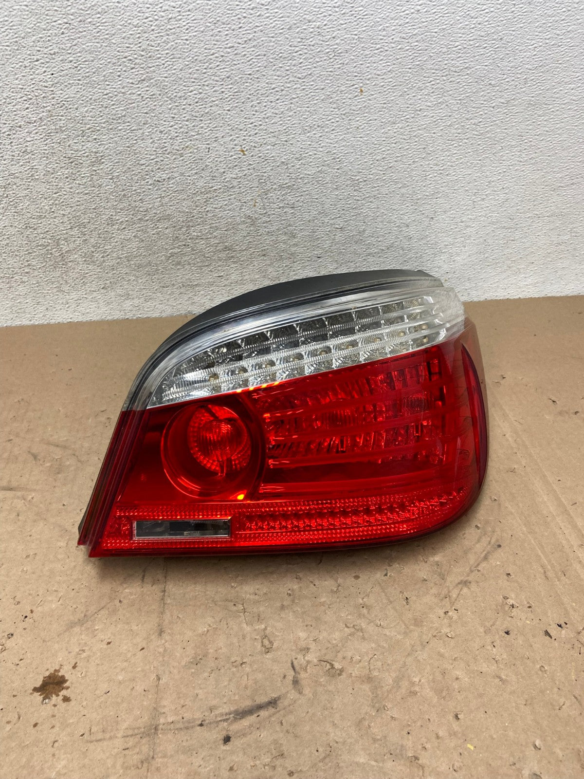 2008 2009 2010 BMW 5 525i 530i Right Passenger Rh Tail Side Light AG5337 LK0
