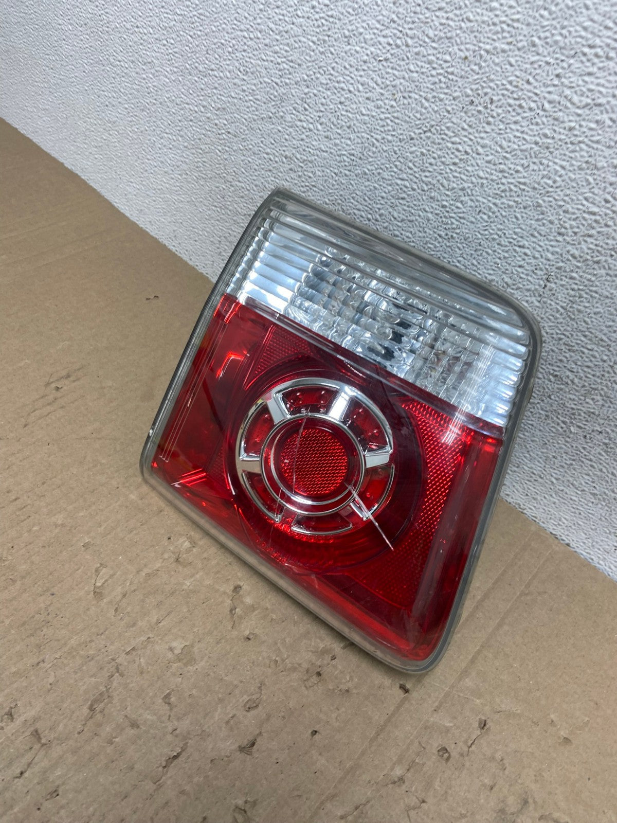 2007 to 2012 GMC Acadia Left Driver Lh Side Tail Light Inner AE9729 LK1