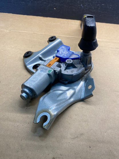 2010 to 2014 Subaru Legacy Outback Rear Wiper Motor AD3520 DG4