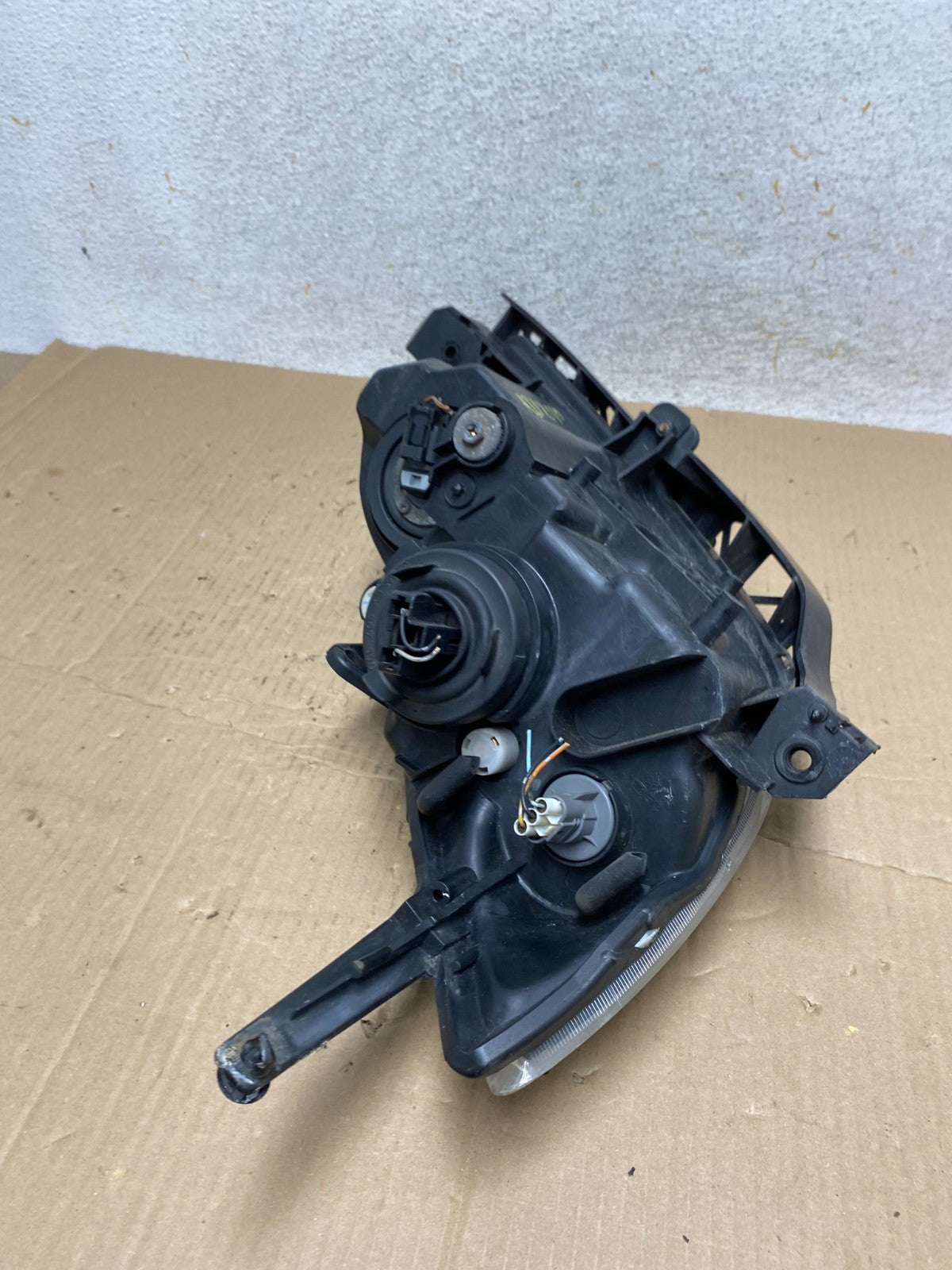2004 to 2009 Mazda 3 Hatchback Left Driver LH Side Headlight AI1240 DW9