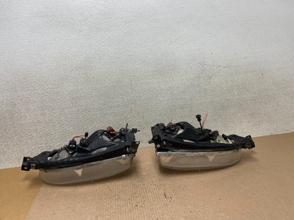 1995 - 1996 Toyota Camry Left+Right Side Set Halogen Headlights OEM Z3765 DW6