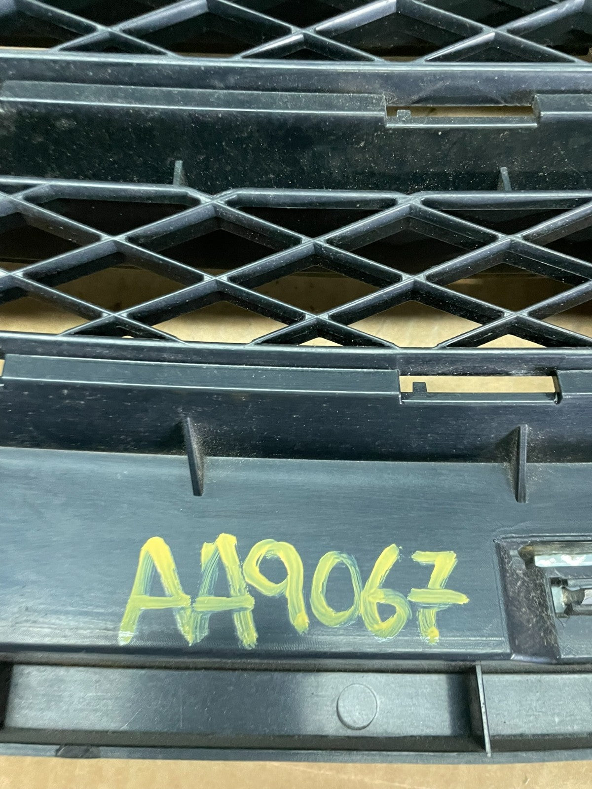 2008 2009 2010 Honda Odyssey Front Upper Grill Grille AF8769 DG13