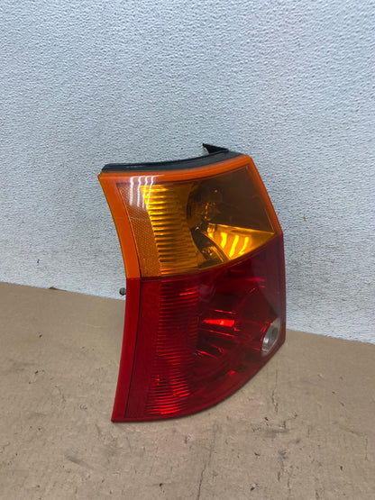2004 2005 2006 Chrysler Pacifica Left Driver LH Tail Light AG5496 LK2